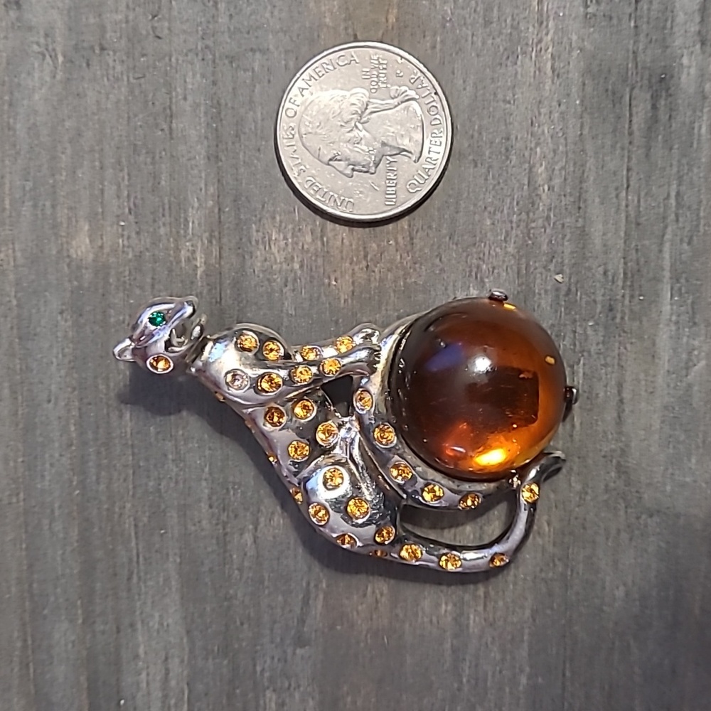 Vintage Leopard Brooch - Picture 4 of 5